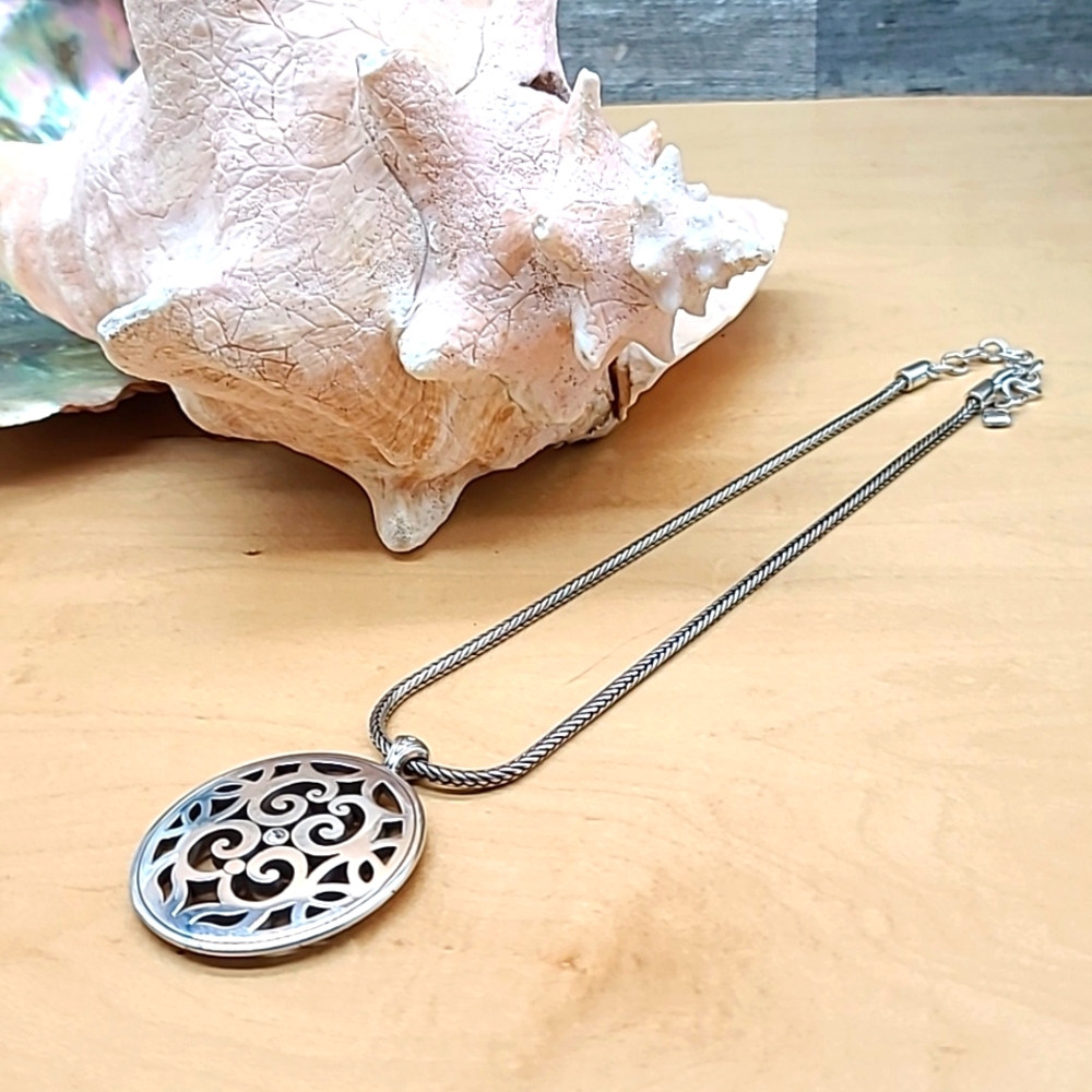 Brighton "Shadow Play Scroll" Reversible Scrollwo… - image 5